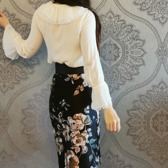 Sold* New J. Crew collection silk wool skirt - Picture 3 of 9